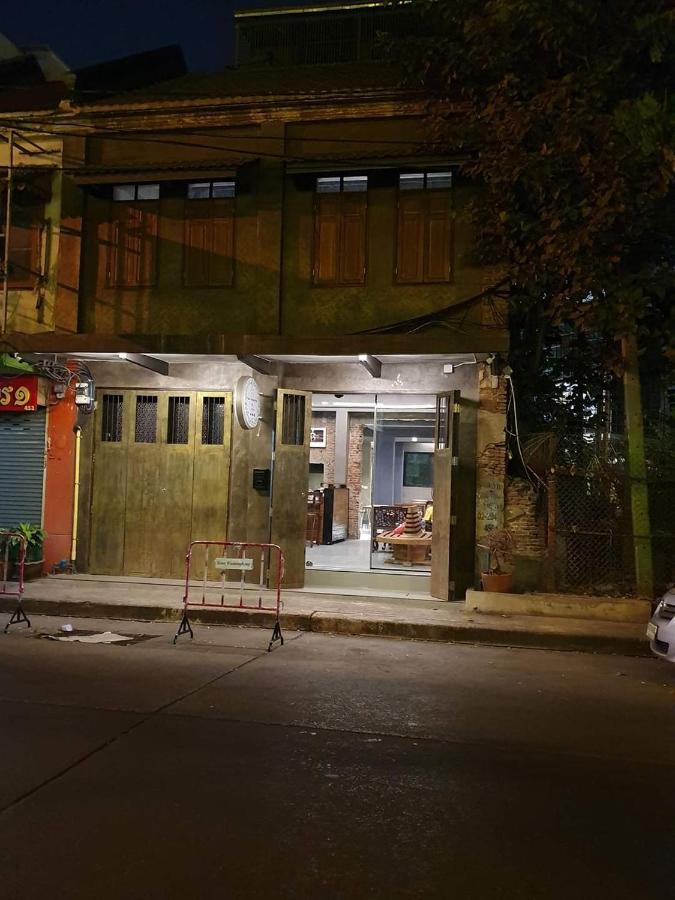 Baan Wualamphong บ้านวัวลำพอง Bangkok Ngoại thất bức ảnh